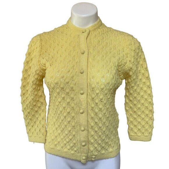 Vintage 50s Pointelle Knit Yellow Cardigan Sweater Womens Small - Picture 1 of 6